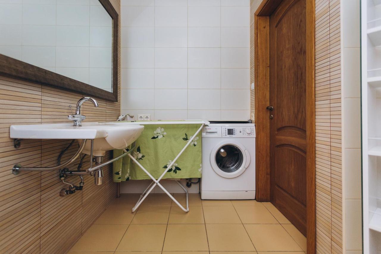 Lux Center Apartment *